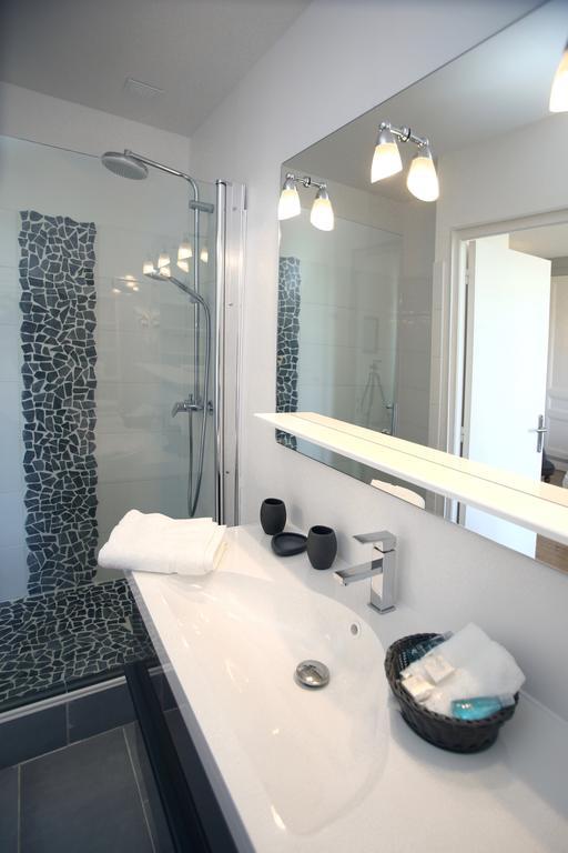 Bed and Breakfast Manoir Le Mesnil Saint-Martin-aux-Chartrains Exterior foto