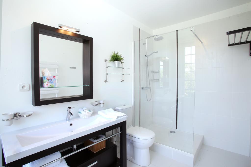 Bed and Breakfast Manoir Le Mesnil Saint-Martin-aux-Chartrains Exterior foto