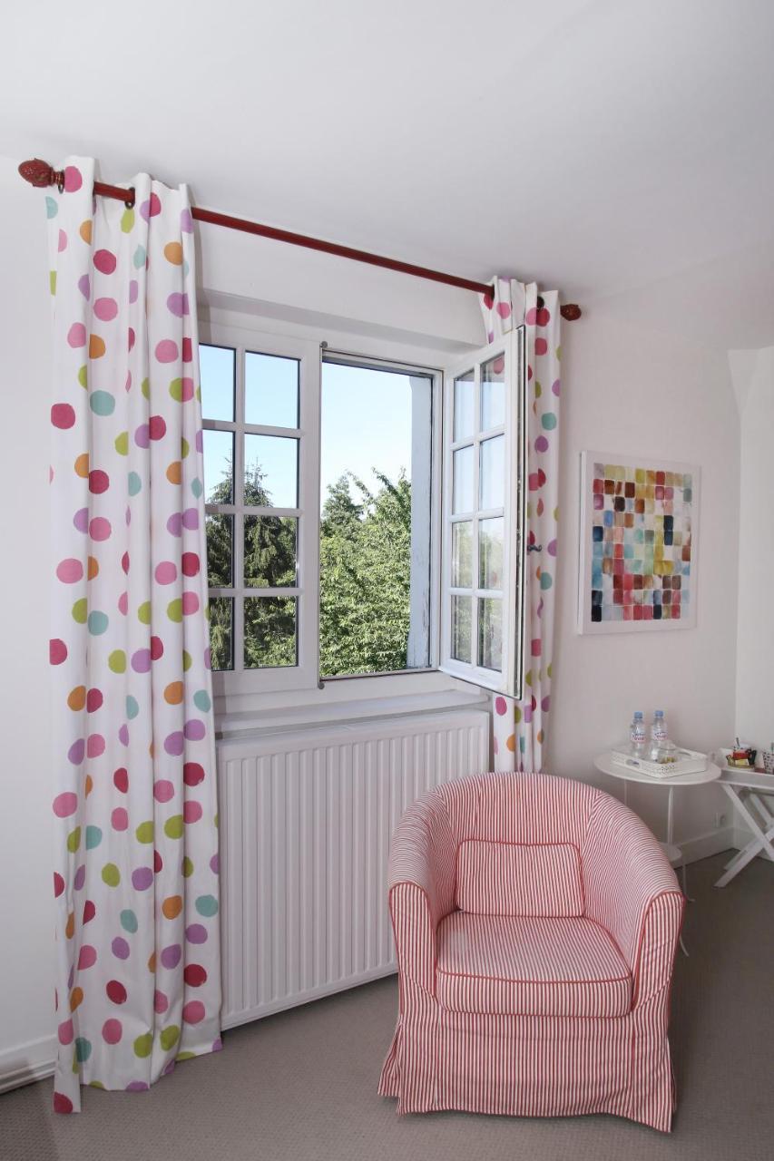 Bed and Breakfast Manoir Le Mesnil Saint-Martin-aux-Chartrains Exterior foto